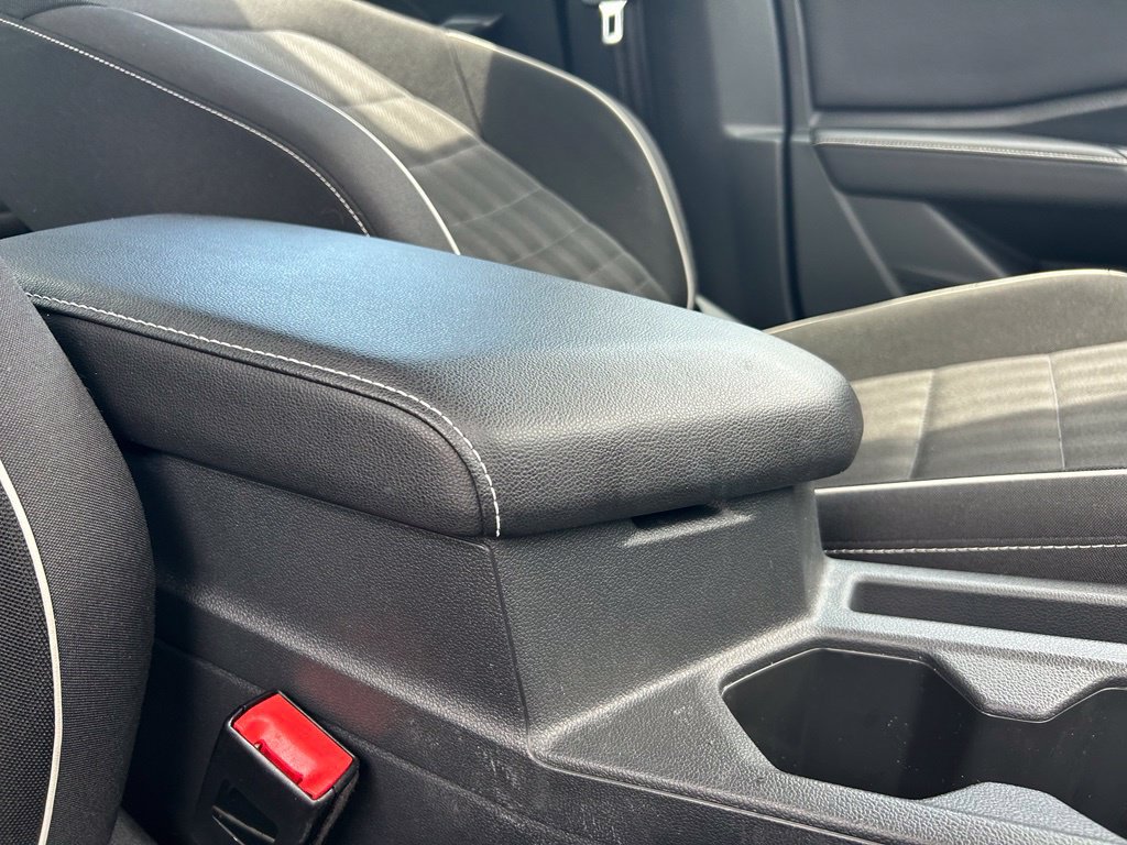 Certified 2024 Volkswagen Jetta Sport FWD image 40