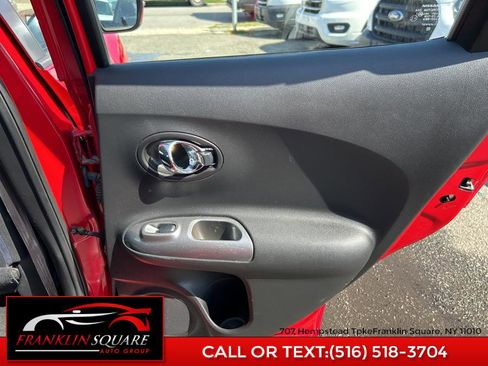 Used 2015 Nissan Juke S image 25