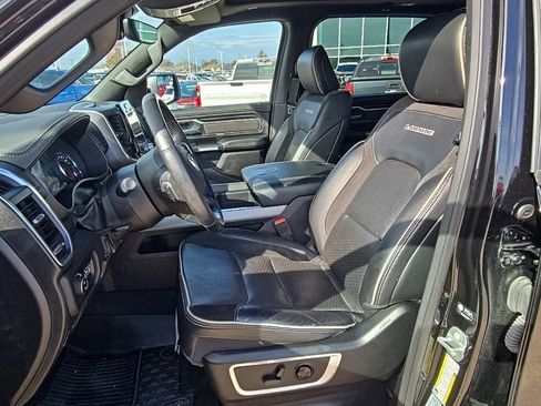Used 2023 RAM 1500 Laramie image 12