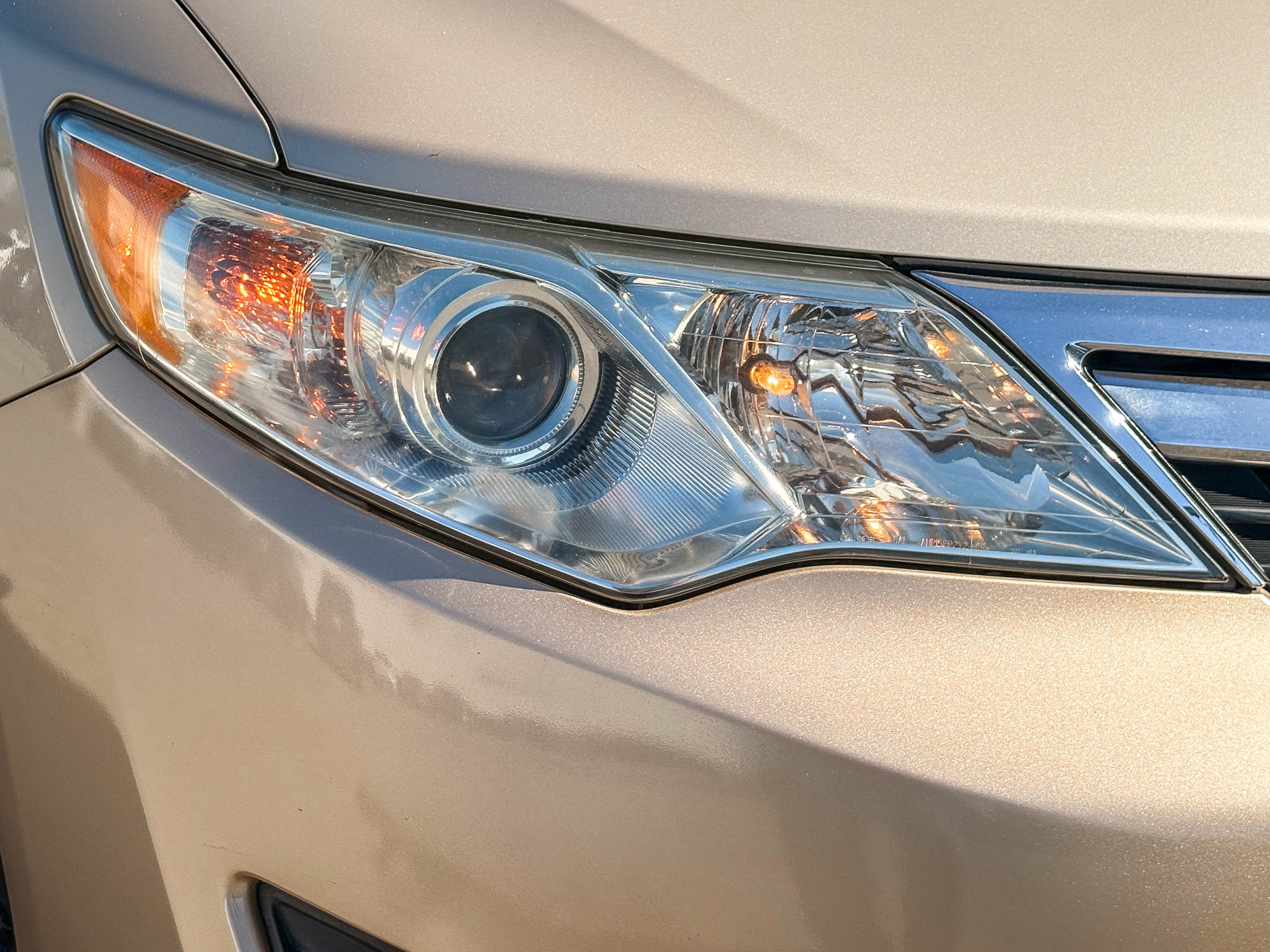 Used 2012 Toyota Camry LE FWD image 4