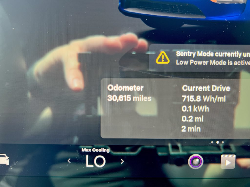 Used 2022 Tesla Model Y Long Range AWD/4WD image 12