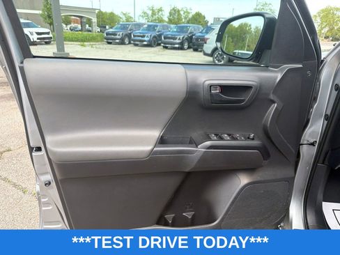 Used 2023 Toyota Tacoma SR AWD/4WD image 10