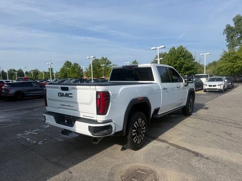 Used 2025 GMC Sierra 2500 Denali Ultimate w/ Max Trailering Package AWD/4WD image 5