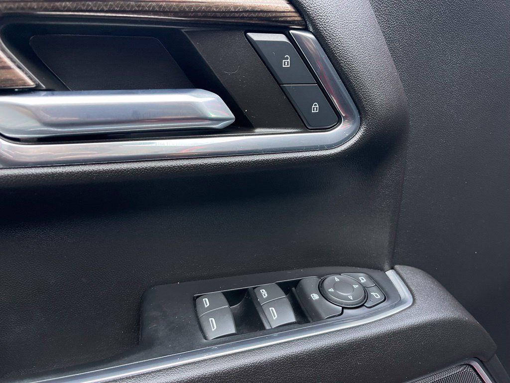 Used 2024 Chevrolet Silverado 1500 LT w/ LPO, Liner Protection Package AWD/4WD image 6