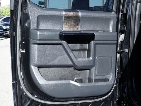 Used 2022 Ford F250 Lariat w/ Black Appearance Package image 41