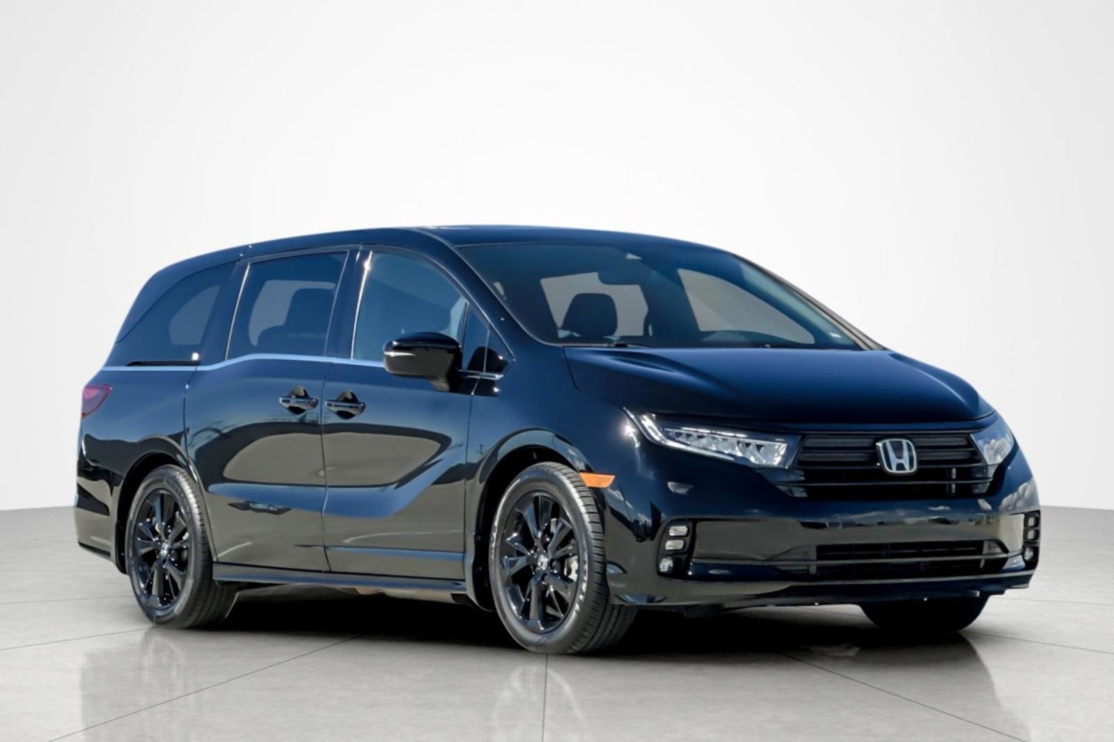 Used 2023 Honda Odyssey Sport image 7