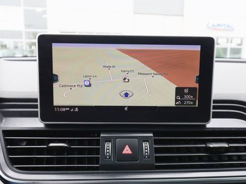 Used 2018 Audi SQ5 Prestige w/ Prestige Package image 12