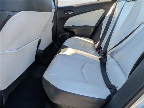 Used 2017 Toyota Prius Four Touring image 17