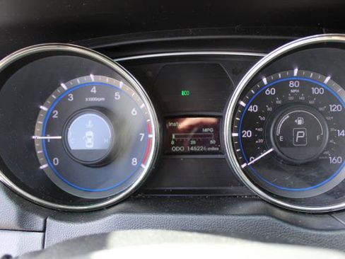 Used 2013 Hyundai Sonata Limited FWD image 23