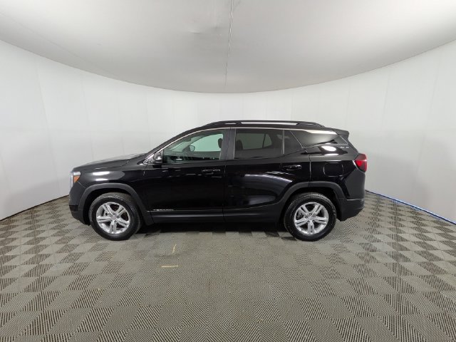 Used 2024 GMC Terrain SLE w/ Driver Convenience Package AWD/4WD image 16