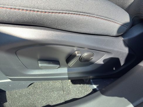 Used 2025 Ford Explorer Active image 16