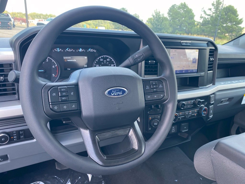 New 2026 Ford F250 XL w/ STX Appearance Package AWD/4WD image 15