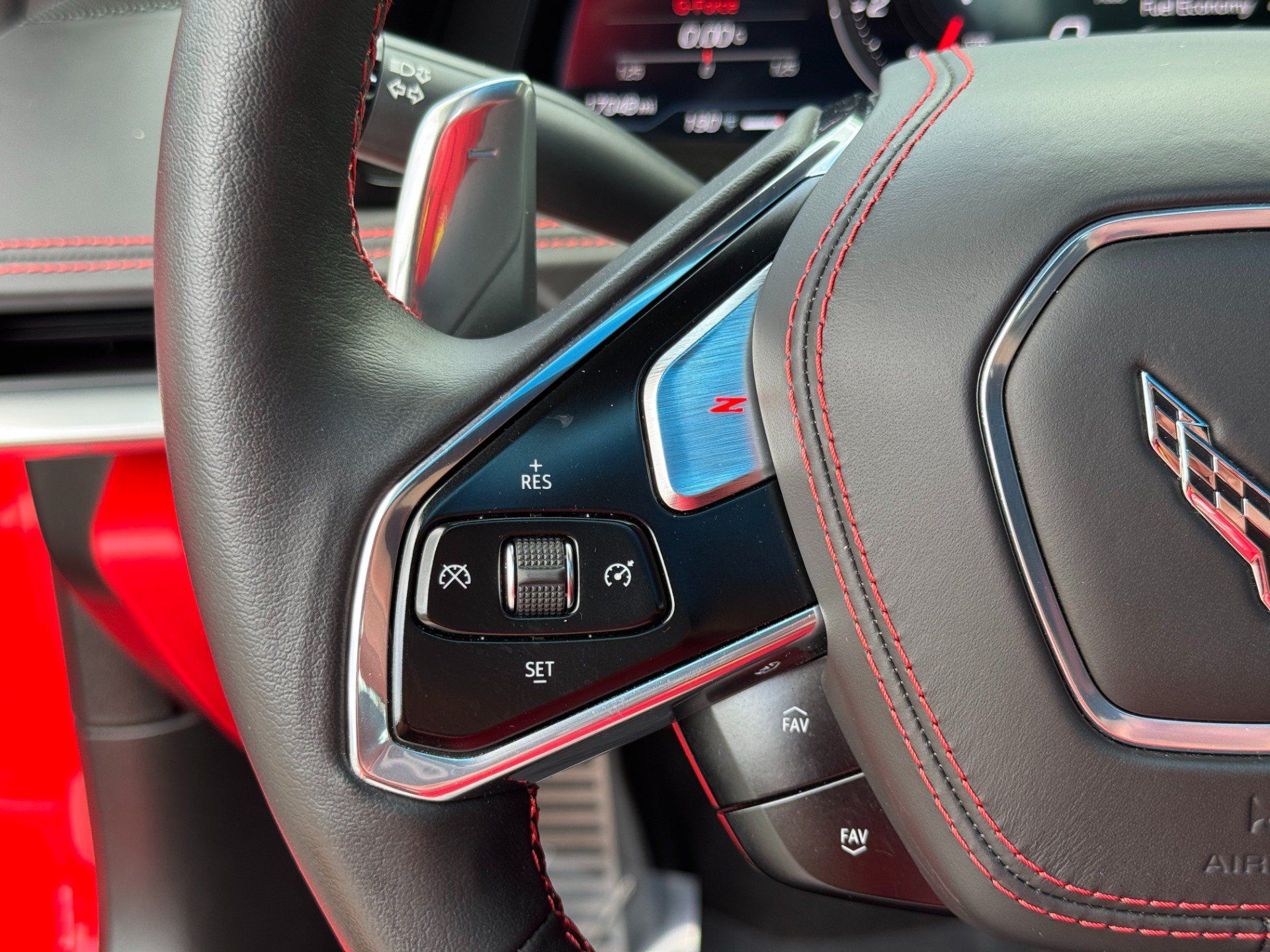 Used 2023 Chevrolet Corvette Stingray Premium Cpe w/ Z51 Performance Package RWD image 35