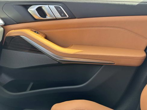 New 2026 BMW X5 sDrive40i w/ Climate Comfort Package image 23