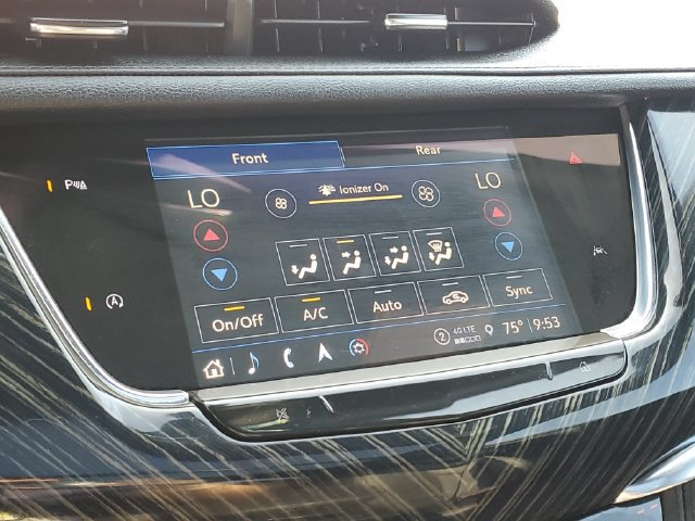 Certified 2024 Cadillac XT6 Premium Luxury w/ LPO, Floor Liner Package AWD/4WD image 22