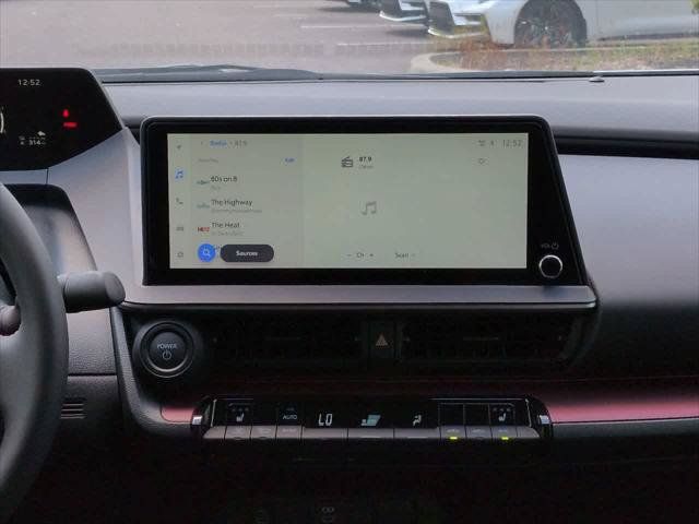 Certified 2026 Toyota Prius Plug-In Hybrid FWD image 17