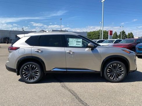 New 2026 Nissan Rogue Platinum AWD/4WD image 6