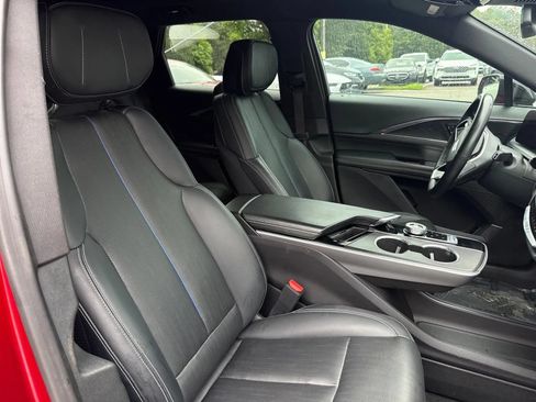 Used 2024 Cadillac Lyriq Sport RWD image 16