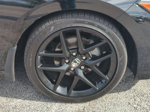 Used 2025 Honda Civic Sport image 11