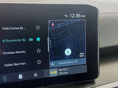 Used 2024 Kia Sorento S image 21