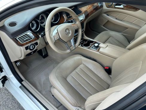 Used 2014 Mercedes-Benz CLS 550 image 14