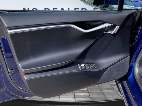 Used 2016 Tesla Model S 90D image 19