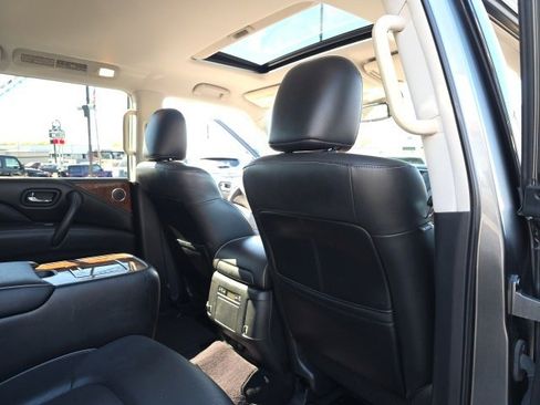 Used 2018 INFINITI QX80 4WD w/ Driver Assistance Package image 57