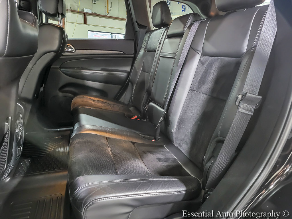 Used 2018 Jeep Grand Cherokee Altitude AWD/4WD image 11