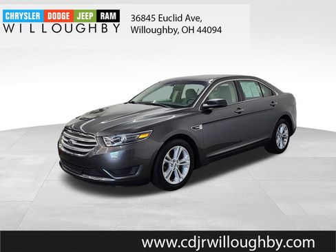 Used 2017 Ford Taurus SE FWD image 1