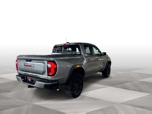 Used 2024 GMC Canyon Elevation w/ Convenience Package RWD image 8