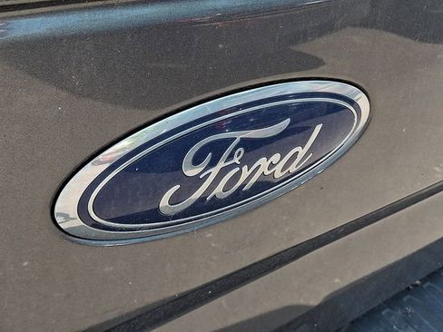 Used 2017 Ford F150 XL w/ Equipment Group 101A Mid AWD/4WD image 4