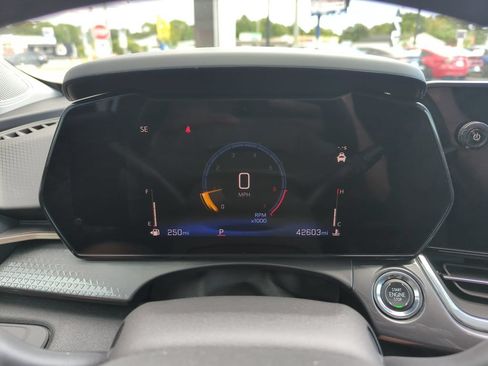 Used 2024 Chevrolet Trax ACTIV w/ Driver Confidence Package FWD image 36