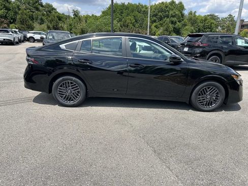 New 2026 Nissan Sentra SV w/ SV Convenience Package FWD image 8