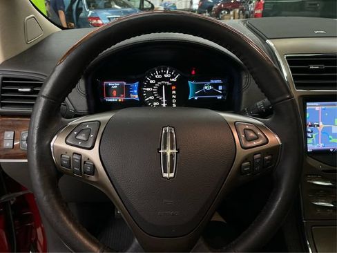 Used 2015 Lincoln MKX AWD w/ Equipment Group 102A image 23