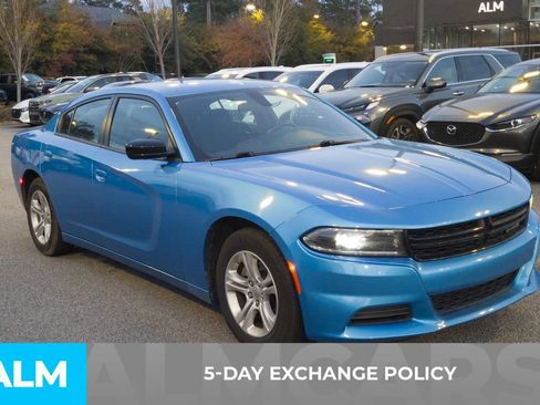 Used 2023 Dodge Charger SXT image 4