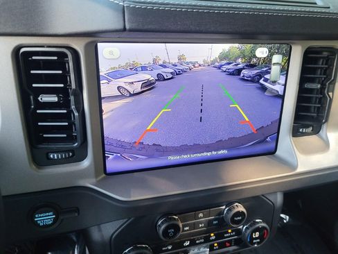Used 2025 Ford Bronco Outer Banks AWD/4WD image 18