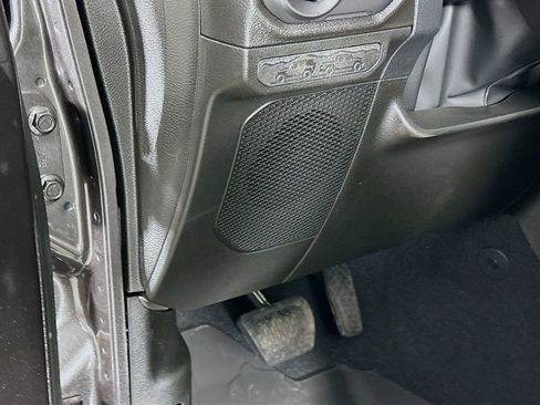 New 2026 Jeep Gladiator Willys image 25