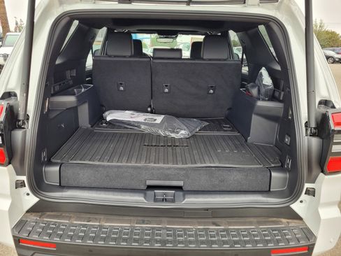 Used 2025 Toyota 4Runner TRD Off-Road Premium image 26