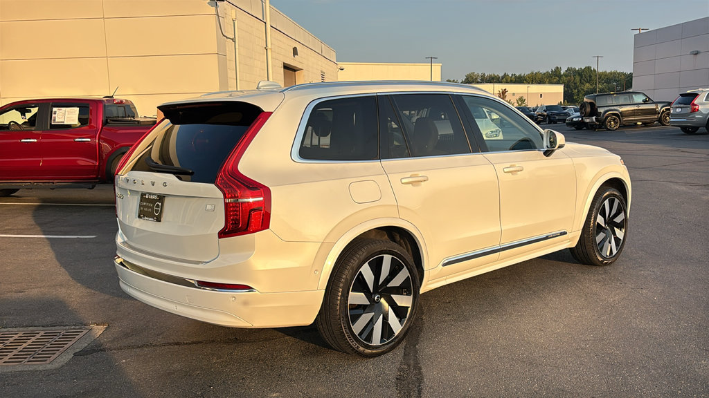 Certified 2024 Volvo XC90 T8 Plus w/ Protection Package Premier AWD/4WD image 27