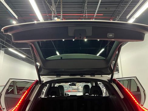 Used 2016 Volvo XC60 T6 R-Design w/ Climate Package image 43