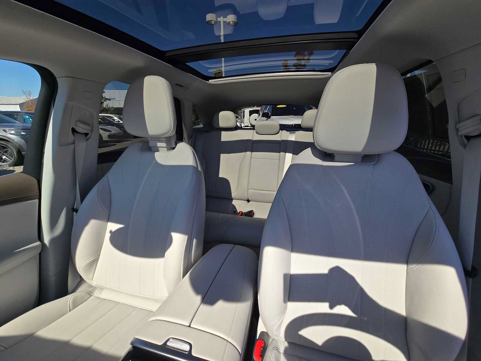 Used 2023 Mercedes-Benz EQE 350+ SUV image 21