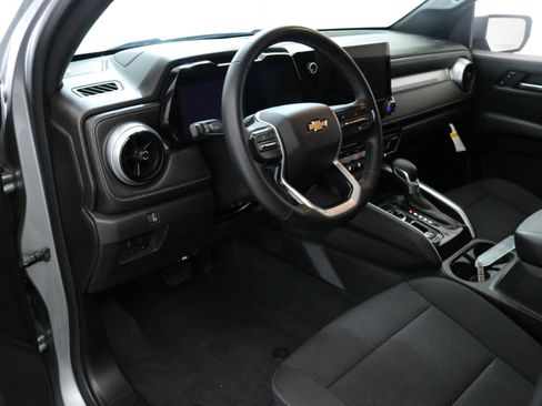 Used 2023 Chevrolet Colorado LT w/ LT Convenience Package II image 24