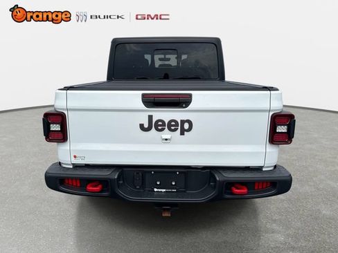 Used 2023 Jeep Gladiator Rubicon w/ LED Lighting Group AWD/4WD image 4