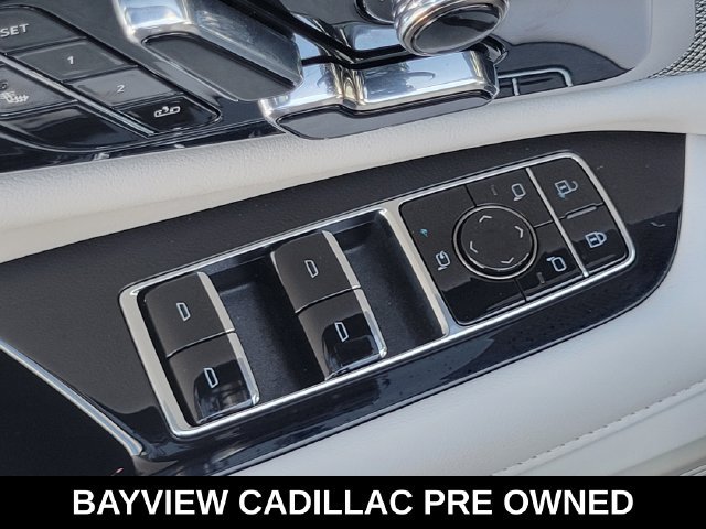 Certified 2027 Cadillac Optiq Luxury RWD image 2