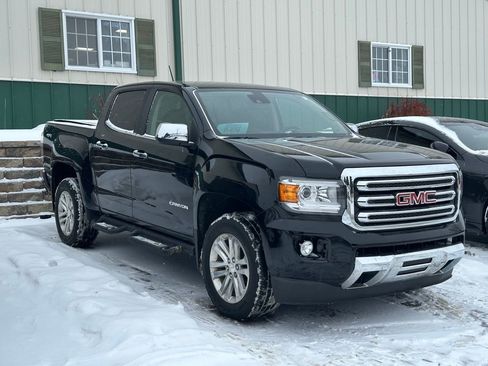 Used 2019 GMC Canyon SLT image 2