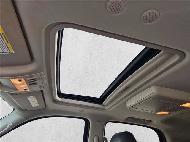 Used 2014 Cadillac Escalade Luxury RWD image 9