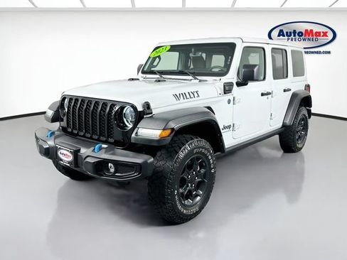 Used 2023 Jeep Wrangler Unlimited w/ Cold Weather Group AWD/4WD image 4