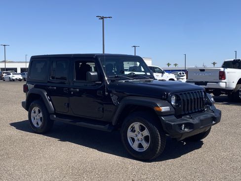 Certified 2022 Jeep Wrangler Unlimited Sport AWD/4WD image 6