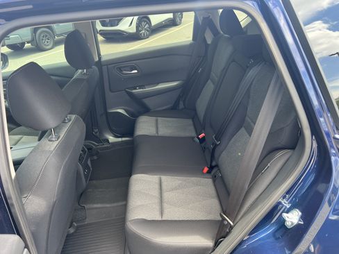 Certified 2026 Nissan Rogue SV FWD image 10