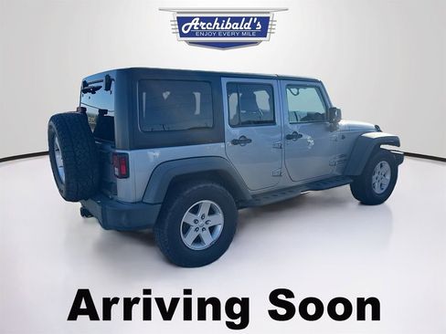 Used 2018 Jeep Wrangler Unlimited Sport S AWD/4WD image 5
